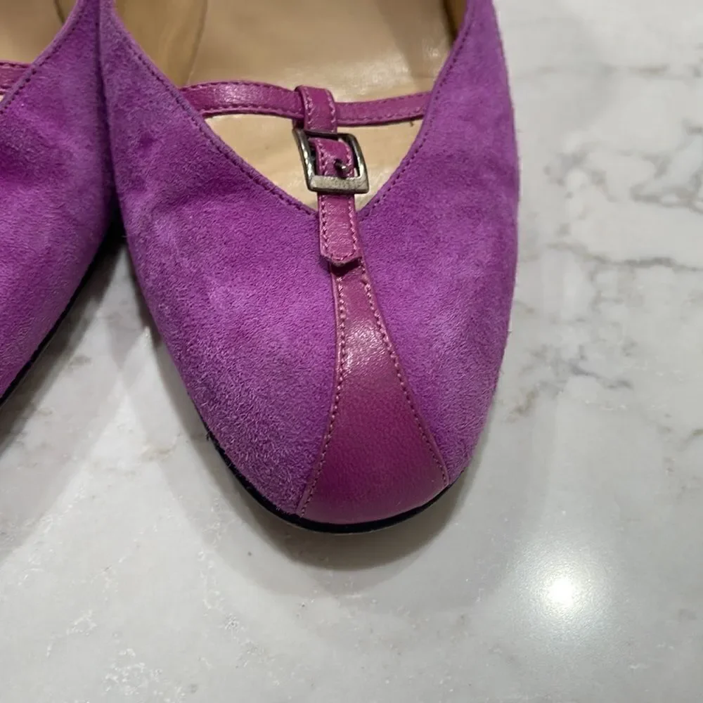 Beautiful fuschia lavender suede and leather heels.